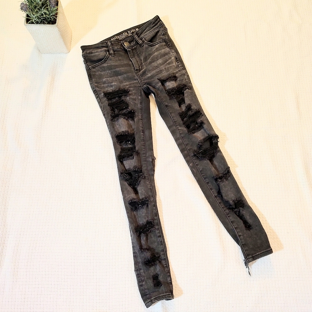 American Eagle Black Ripped Jeans Size 0 Next Level Stretch Hi-rise Jeggings